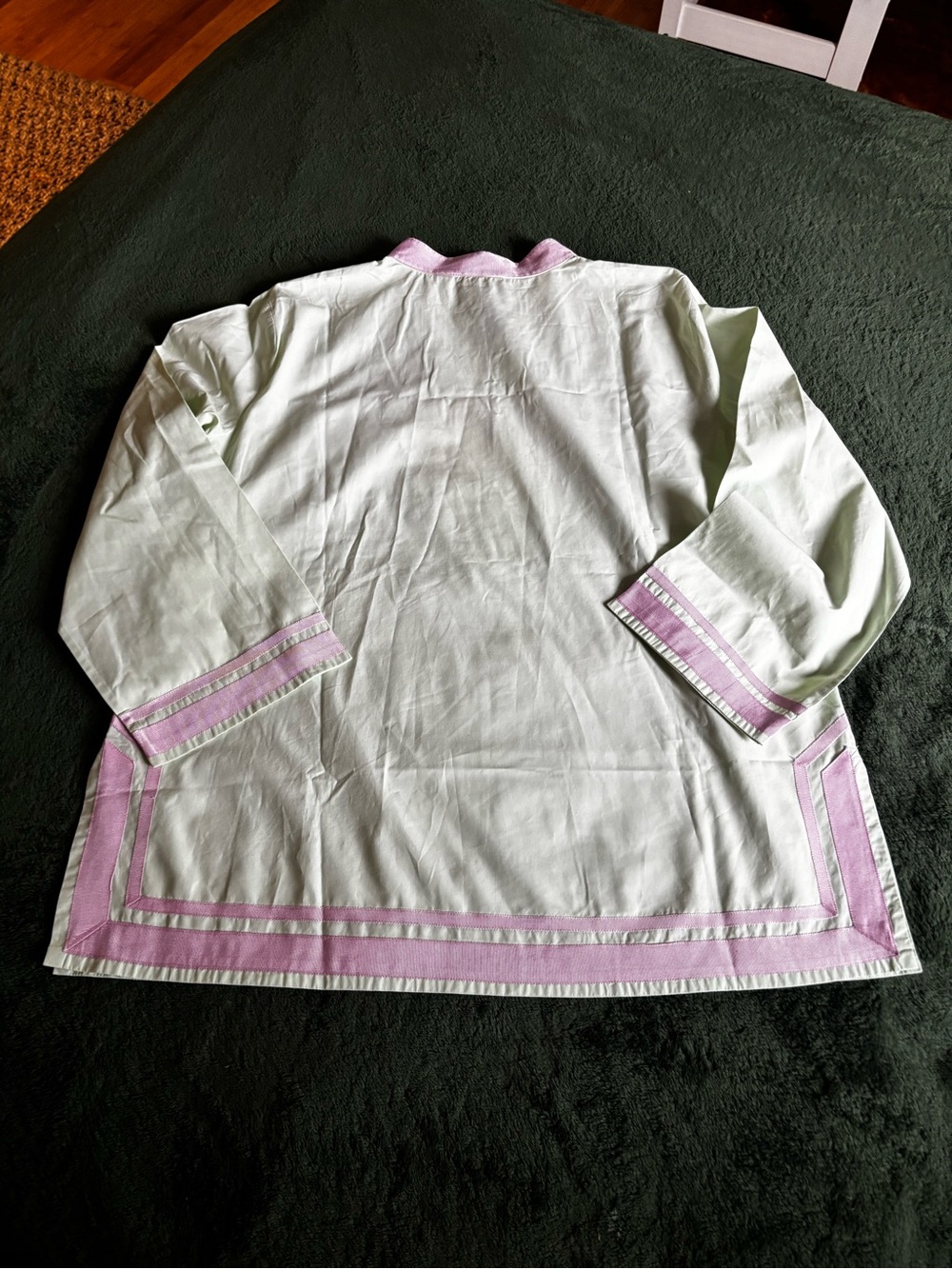 NICOBLU Capri Tunic in Ambrosia Green and Blush Pink Trim - Picture 4 of 7